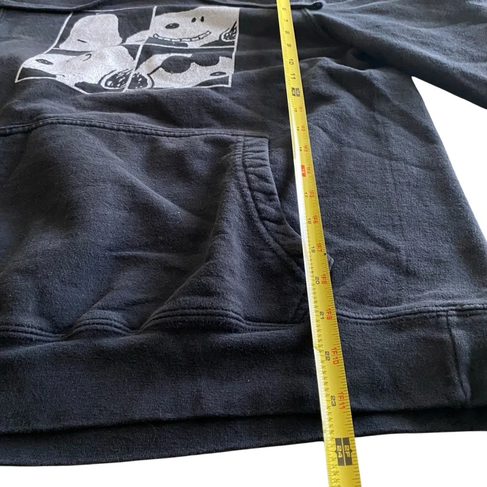 Boys Juniors Snoopy Graphic Print Black Hoodie Size S‎